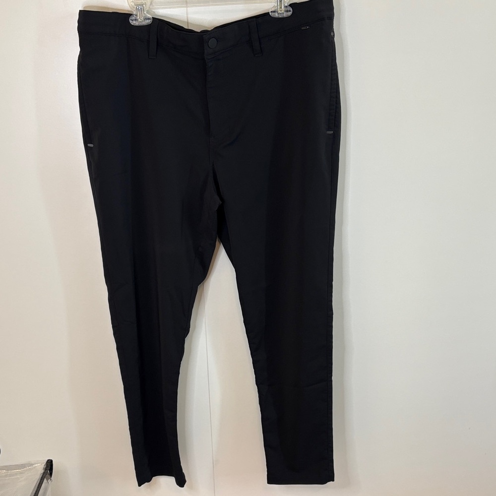 Zella Men's Black Tech Golf Pants